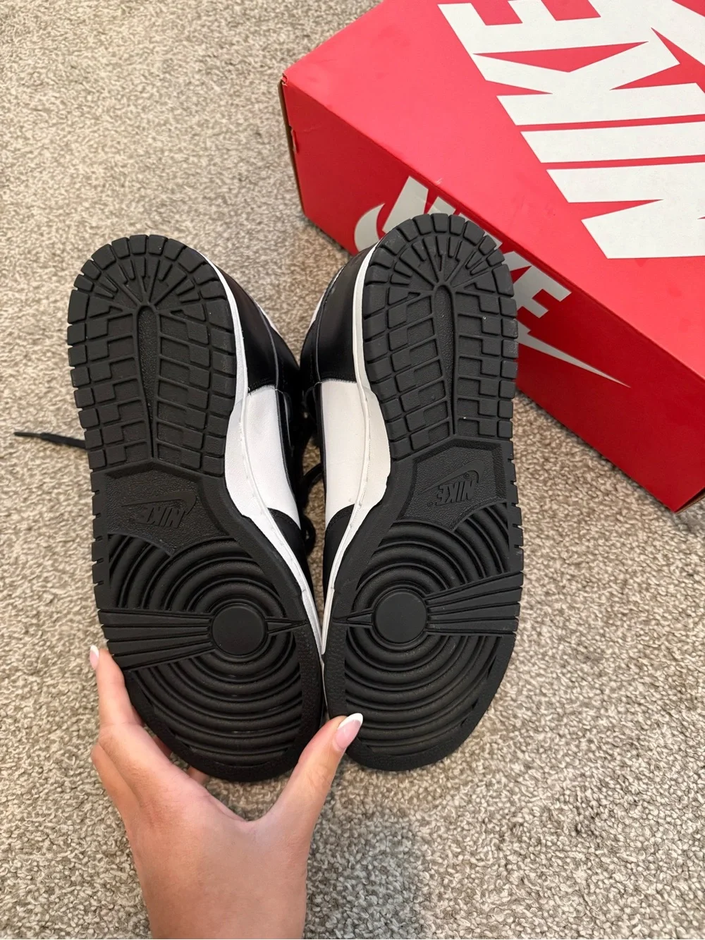 Nike High-Top Sneakers Pandas in Black and White